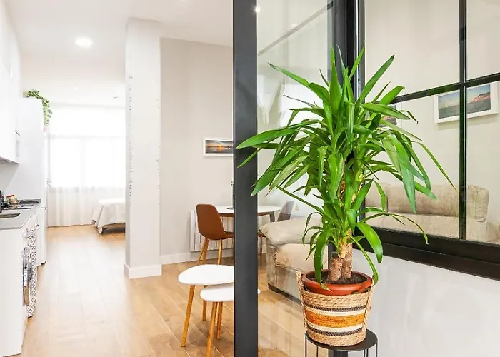 דירה Poniente Playa Avg *