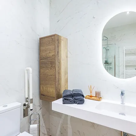 Poniente Playa Avg * גיחון