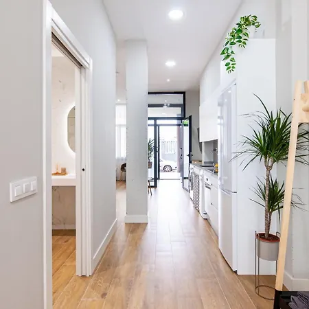 Poniente Playa Avg Apartment