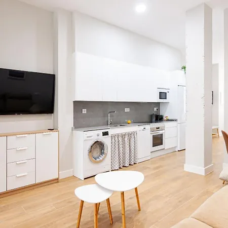 Apartment Poniente Playa Avg *