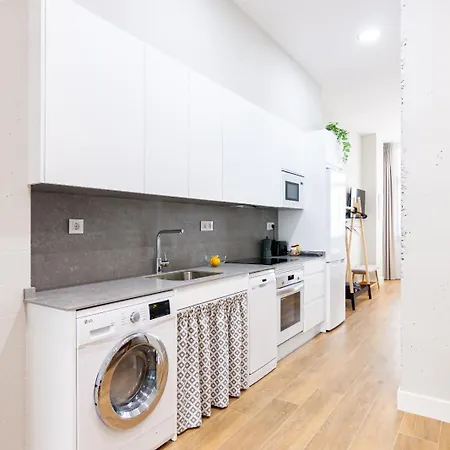 Poniente Playa Avg Apartment Gijón