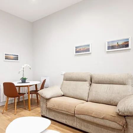 Apartament Poniente Playa Avg Gijón