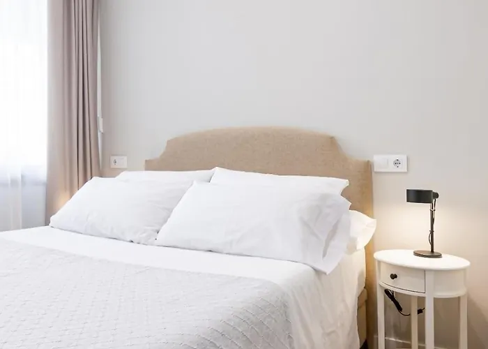 Poniente Playa Avg Apartment Gijon